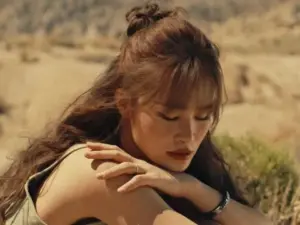 “Thung lũng Chết” có phải là bối cảnh chính trong MV mới của ca sĩ Đông Nhi?