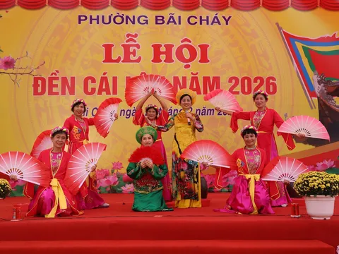 Đền Cái Lân điểm du lịch tâm linh bên bờ vịnh Hạ Long