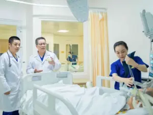 Vinmec Đà Nẵng cứu sống du khách quốc tế bị tắc mạch phổi nguy kịch trên tàu du lịch