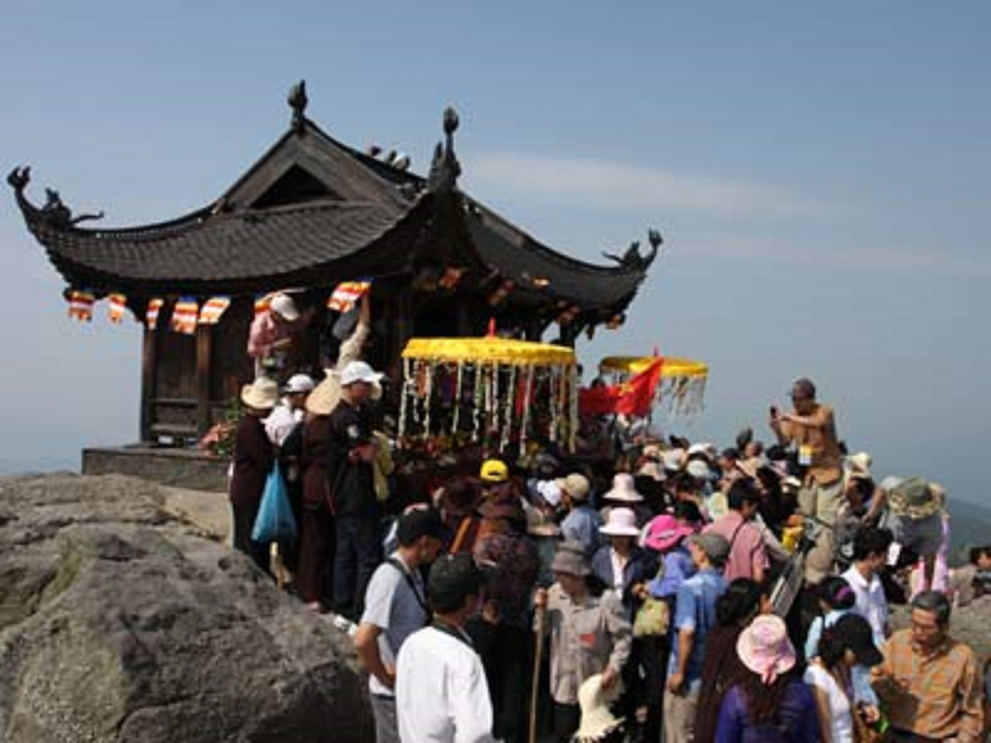 1chua-dong-ngay-xuan-1777911052.jpg