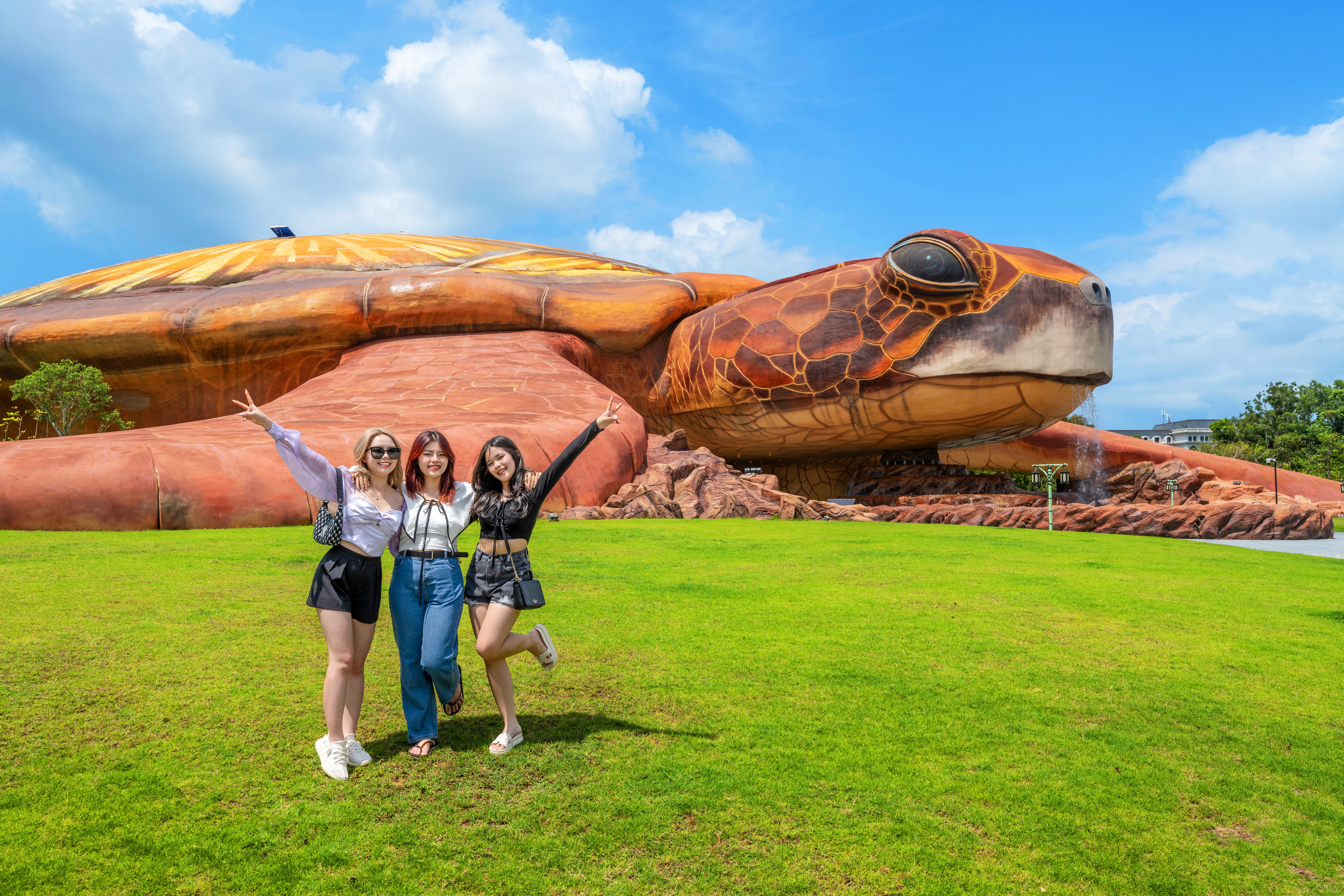 4-phu-quoc-thuy-cung-1779364310.jpg