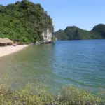Bãi biển Soi Sim trên vịnh Hạ Long được đề cử bãi biển đẹp thế giới năm 2026, nhưng vì sao chưa hoạt động.