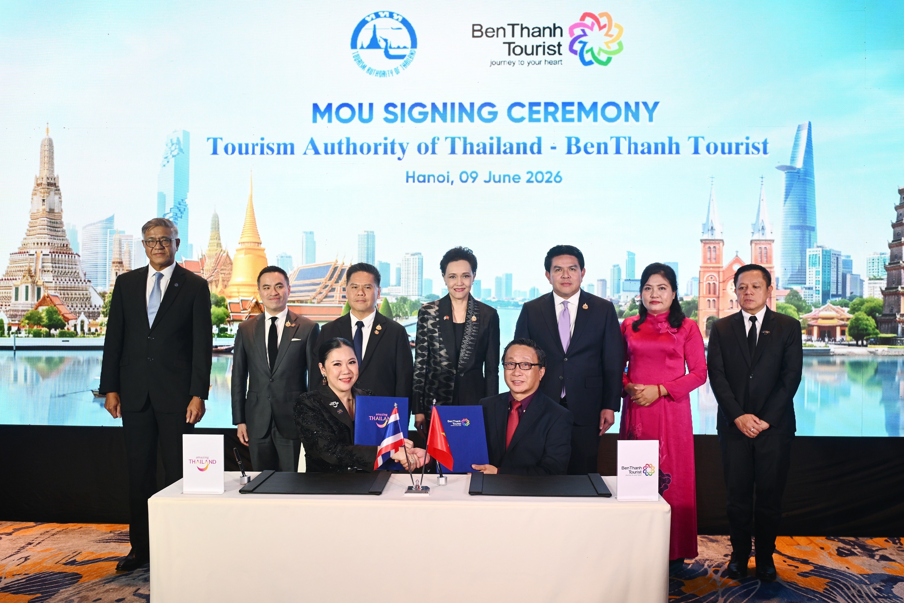 h01-tgd-benthanh-tourist-va-tong-cuc-truong-tcdl-thai-lan-thuc-hien-le-ky-ket-hop-tac-du-lich-2026-2029-1781072516 h01-tgd-benthanh-tourist-va-tong-cuc-truong-tcdl-thai-lan-thuc-hien-le-ky-ket-hop-tac-du-lich-2026-2029-1781072516.JPG