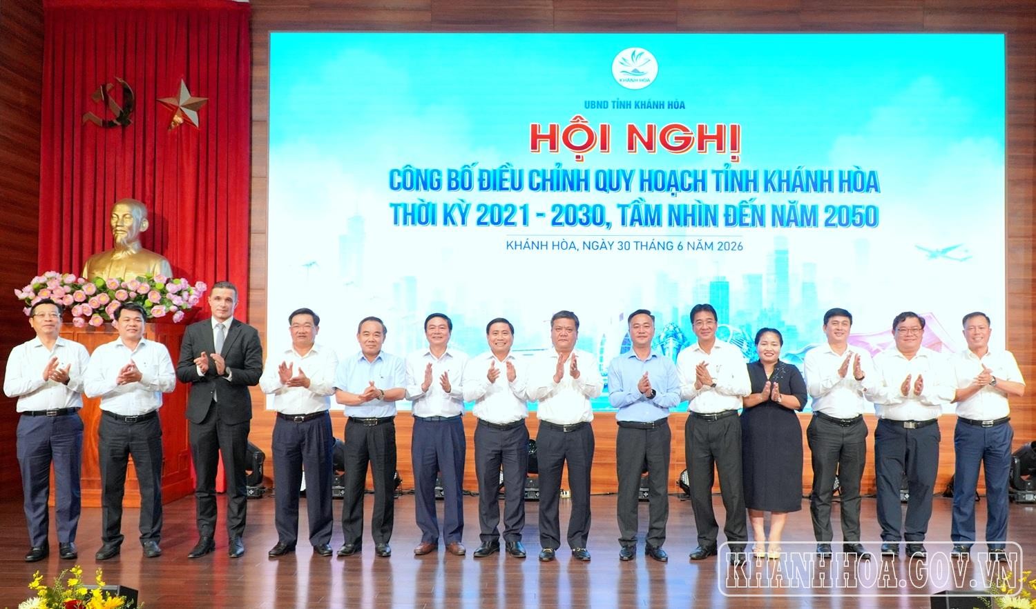 4cong-bo-dieu-chinh-quy-hoach-tinh-khanh-hoa-1782985631.jpg