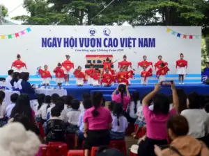 Vinamilk: 50 năm vẫn bền bỉ chăm sóc nền tảng cho thế hệ Việt Nam tương lai
