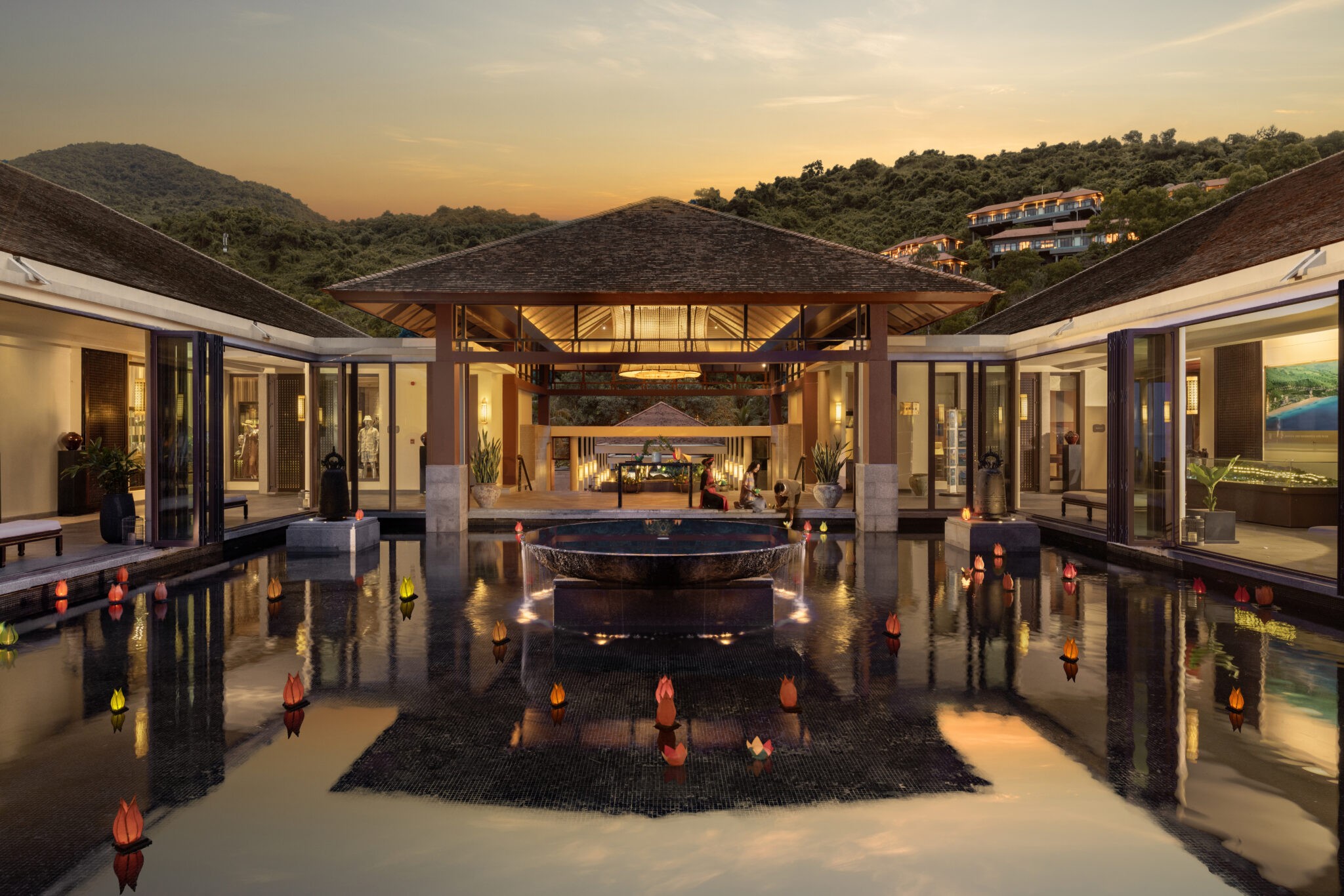 banyan-tree-lang-co-michelin-keys-trai-nghiem-nghi-duong-resort-sang-trong-luxuo-13-2048x1366-1785465979 banyan-tree-lang-co-michelin-keys-trai-nghiem-nghi-duong-resort-sang-trong-luxuo-13-2048x1366-1785465979.jpg