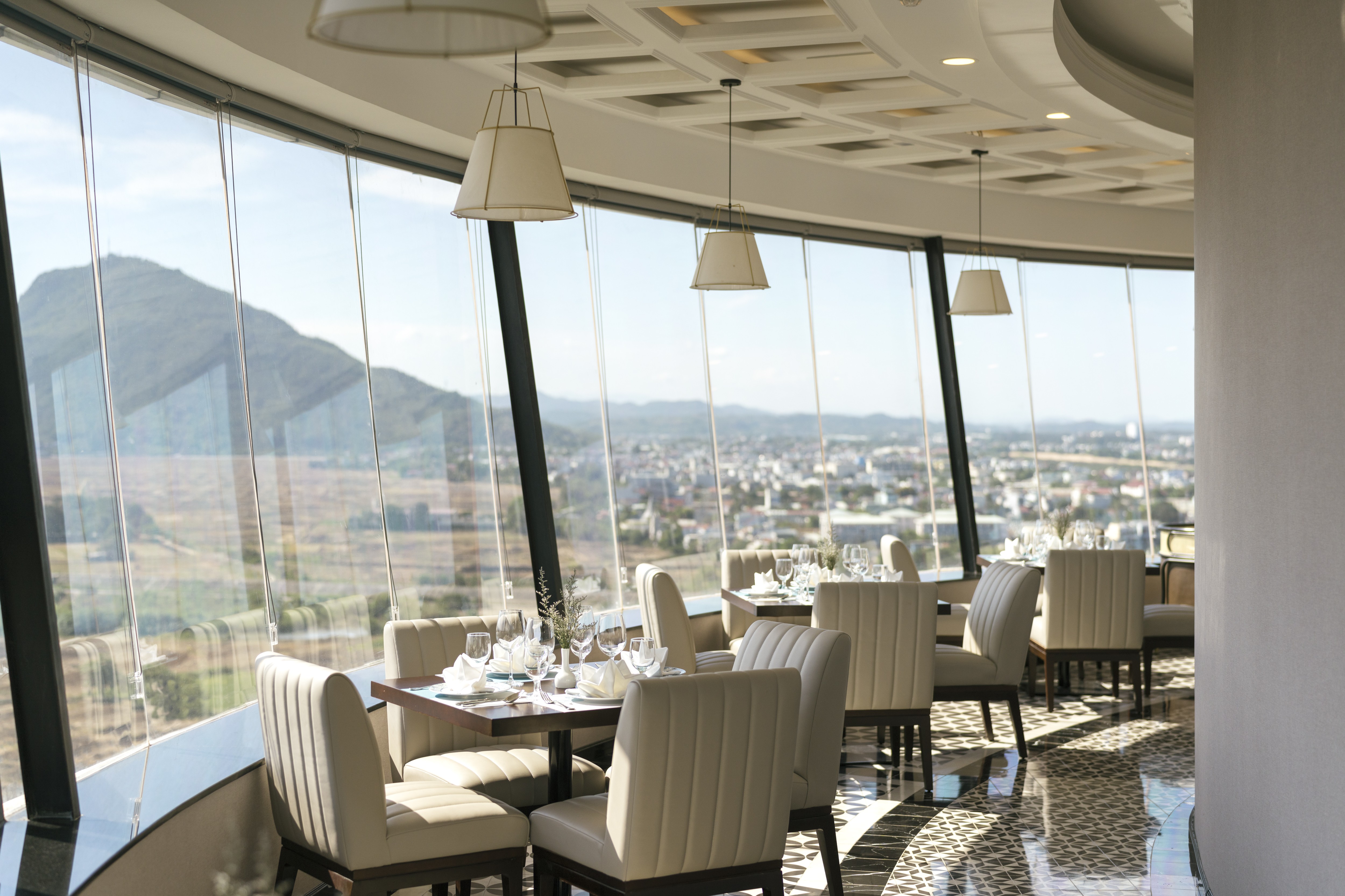 acc-ac109079149-tb-tuyhoa-executive-lounge-8-1787374753 acc-ac109079149-tb-tuyhoa-executive-lounge-8-1787374753.jpg