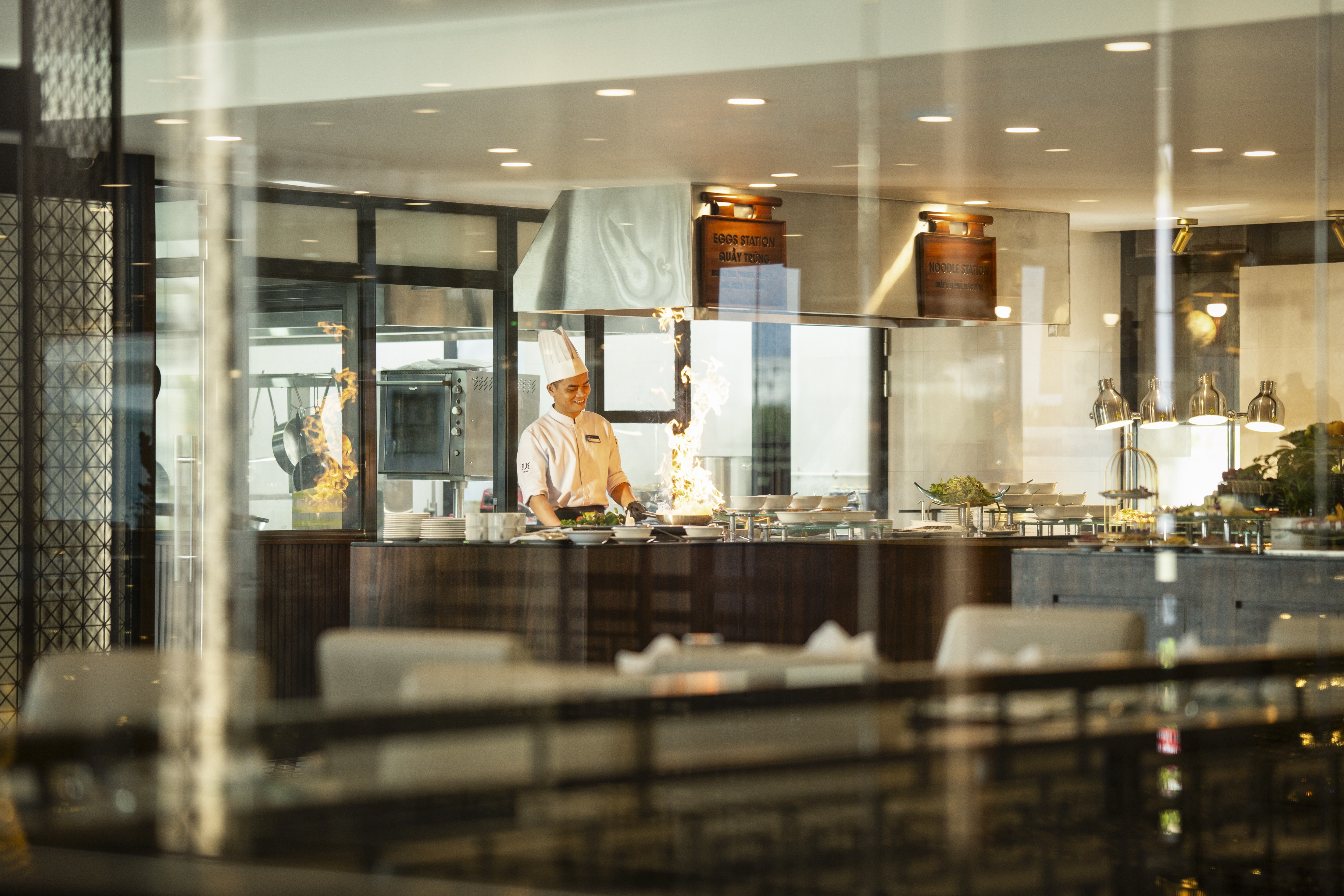 acc-ac109079149-tb-tuyhoa-the-restaurant-chef-107-1787374374 acc-ac109079149-tb-tuyhoa-the-restaurant-chef-107-1787374374.jpg