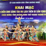 “Hạm đội” du lịch Hạ Long tỏa sáng trên Di sản