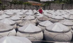 Theo chân nghề làm nước mắm ở Phan Thiết: Những mảnh ghép đưa chất lượng ra khỏi nhà lều (kỳ 2)